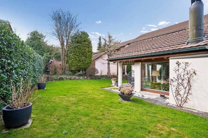 Ampia casa di 7 locali con potenziale a Rüschlikon ZH (4)