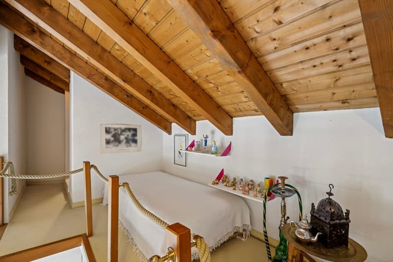 Ampia casa di 7 locali con potenziale a Rüschlikon ZH (27)
