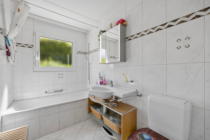 Well-maintained 3.5-room garden apartment with winter garden (13)