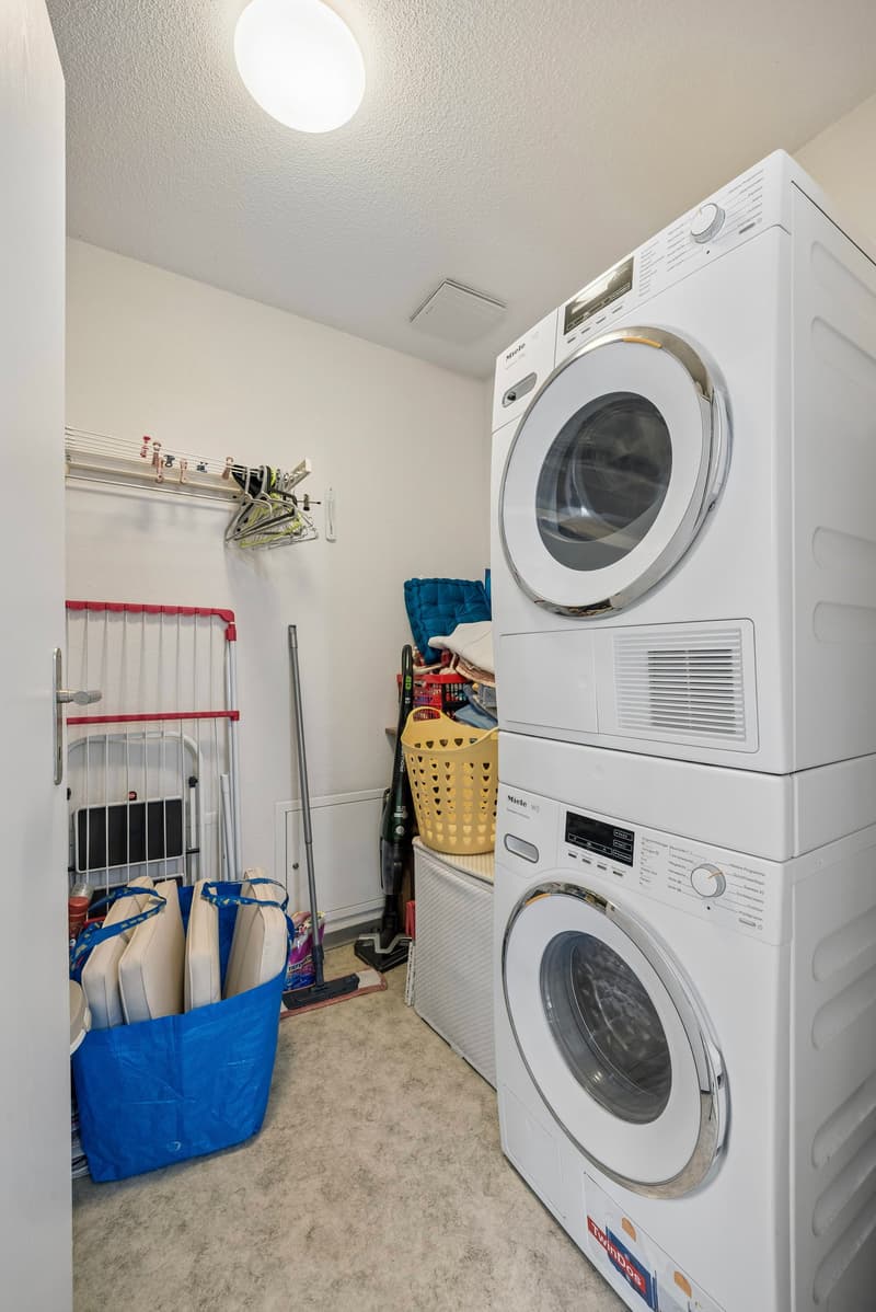 Well-maintained 3.5-room garden apartment with winter garden (17)