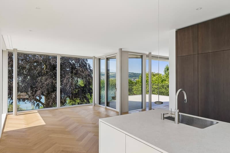 Exklusive Neubauvilla mit Pool und Seeblick (13)
