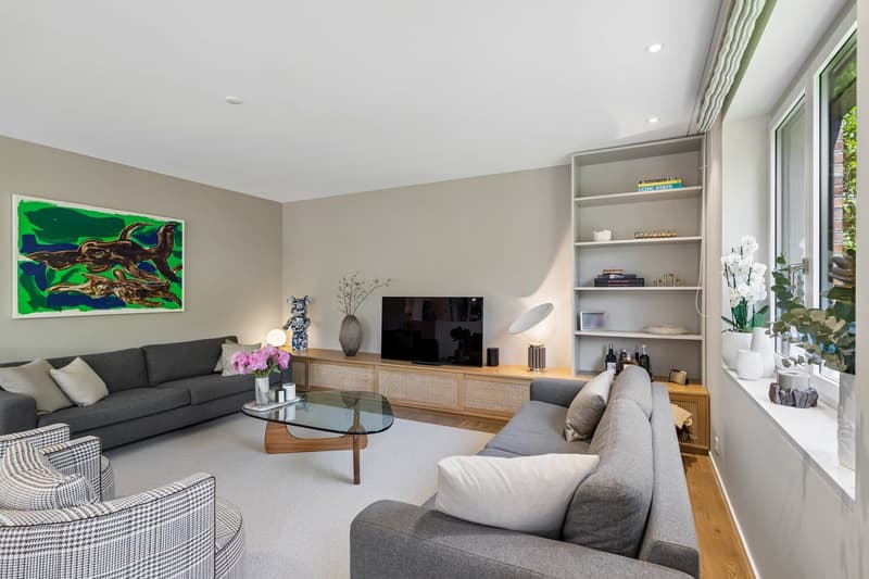 Exklusive 6.5 Zimmer Gartenwohnung mit Sauna (10)