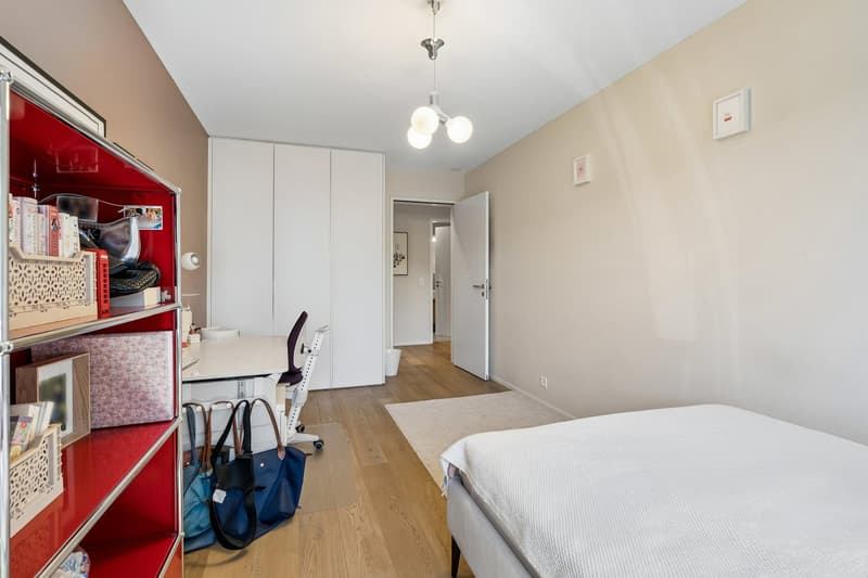 Exklusive 6.5 Zimmer Gartenwohnung mit Sauna (36)
