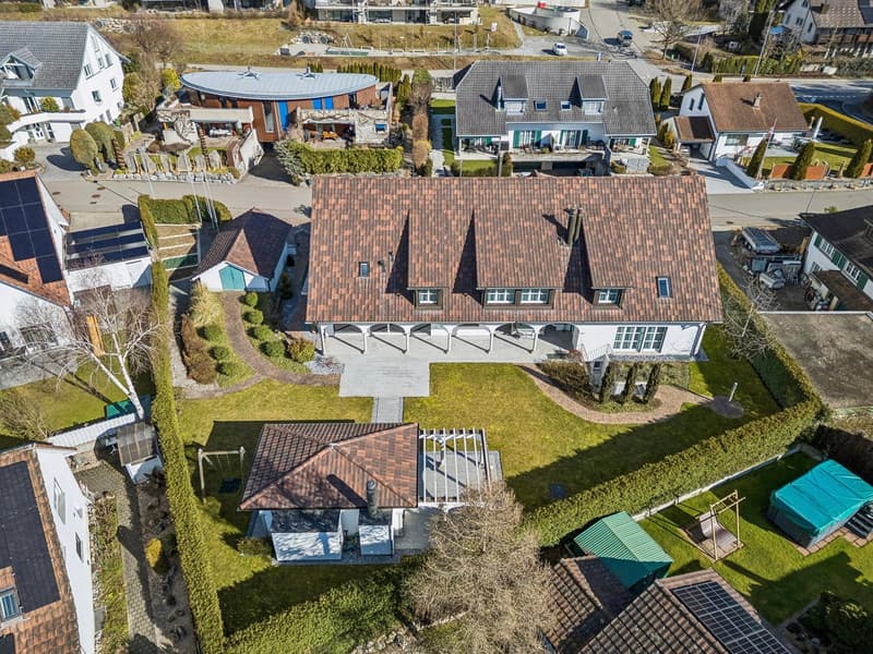 Exklusive Villa mit Indoor-Pool (41)