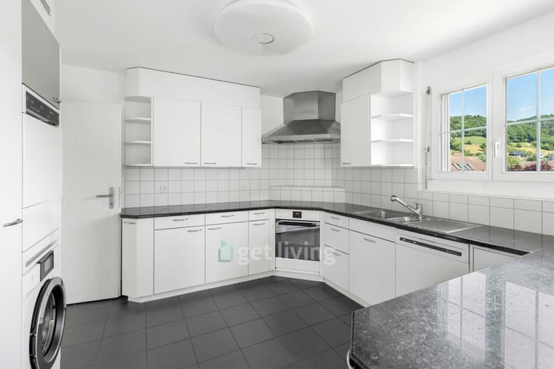 FREISTEHENDES EINFAMILIENHAUS MIT POOL (STEUERFUSS 90 %)--SINGLE-FAMILY HOUSE WITH POOL (TAX RATE 90%) (9)