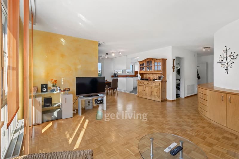 Family-friendly bright apartment on the outskirts of Dällikon (3)