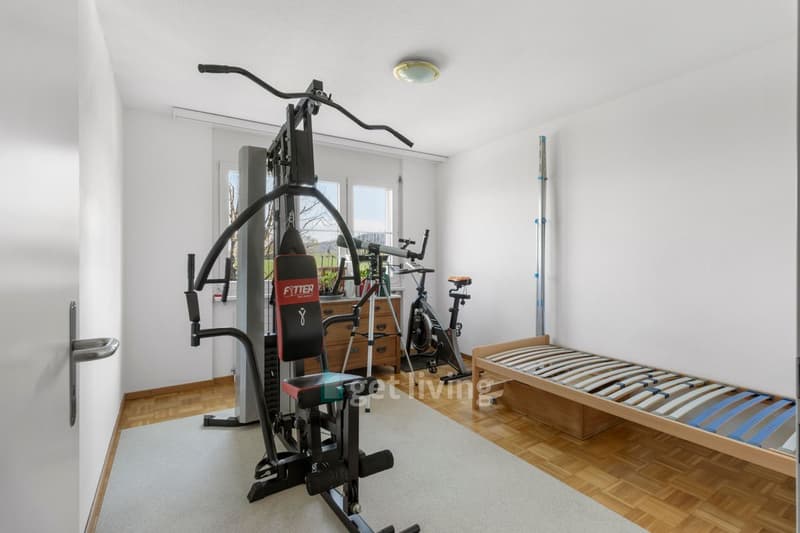 Family-friendly bright apartment on the outskirts of Dällikon (12)