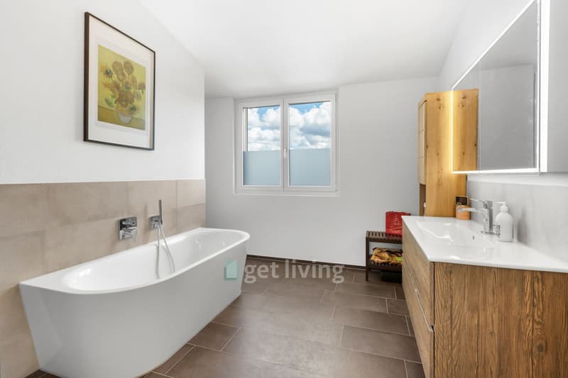 EXCLUSIVE SEMI-DETACHED HOUSE WITH 151M2 GARDEN, PARENT'S SUITE AND HIGH-QUALITY FINISHES - BUILT IN 2020 (9)
