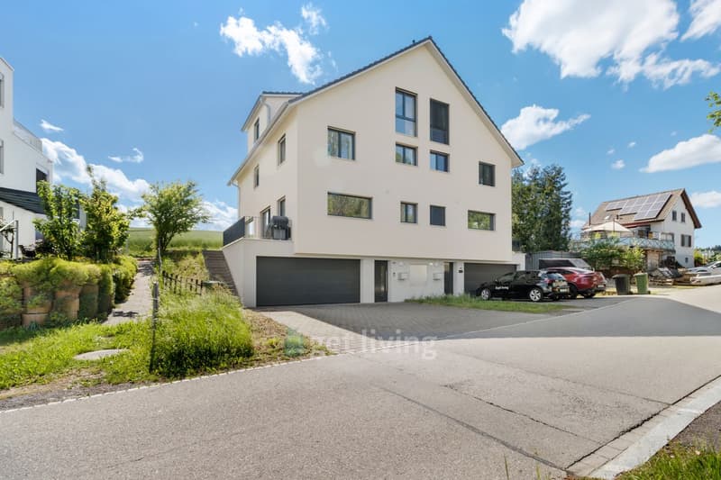 EXCLUSIVE SEMI-DETACHED HOUSE WITH 151M2 GARDEN, PARENT'S SUITE AND HIGH-QUALITY FINISHES - BUILT IN 2020 (2)