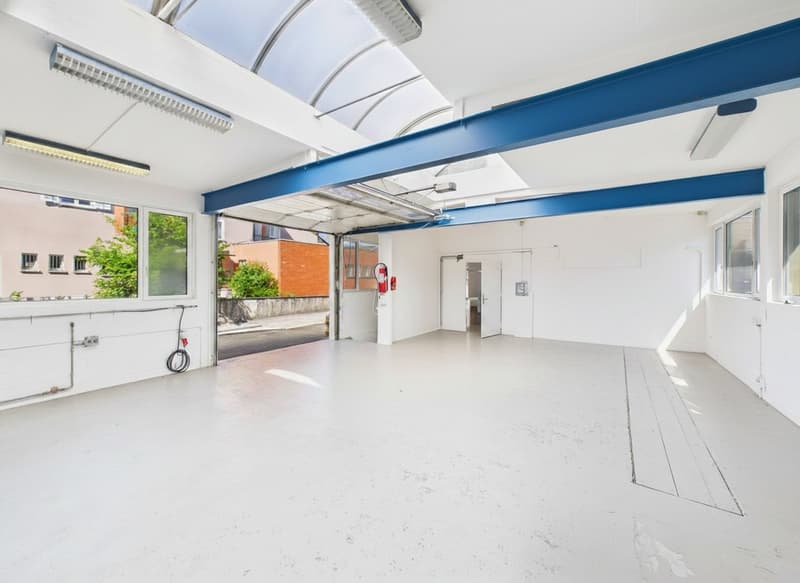 Sales area, workshop & storage – ideal for crafts and service businesses (9)