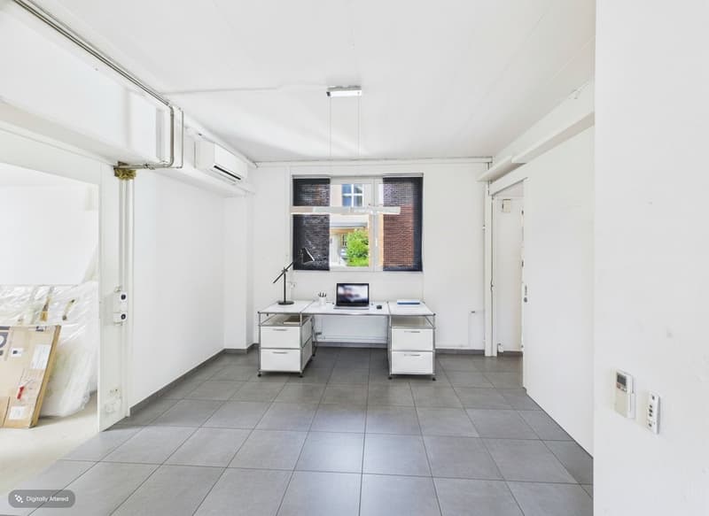Sales area, workshop & storage – ideal for crafts and service businesses (6)