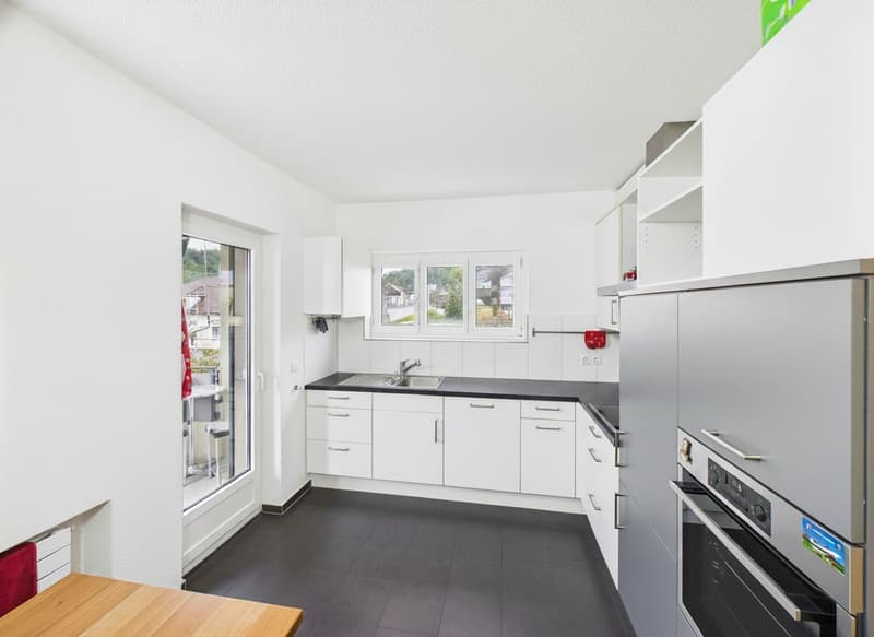 Affordable & spacious 4.5-room apartment in a good location (3)