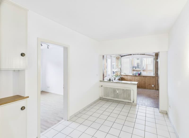 Affordable family apartment with potential in a good location (2)