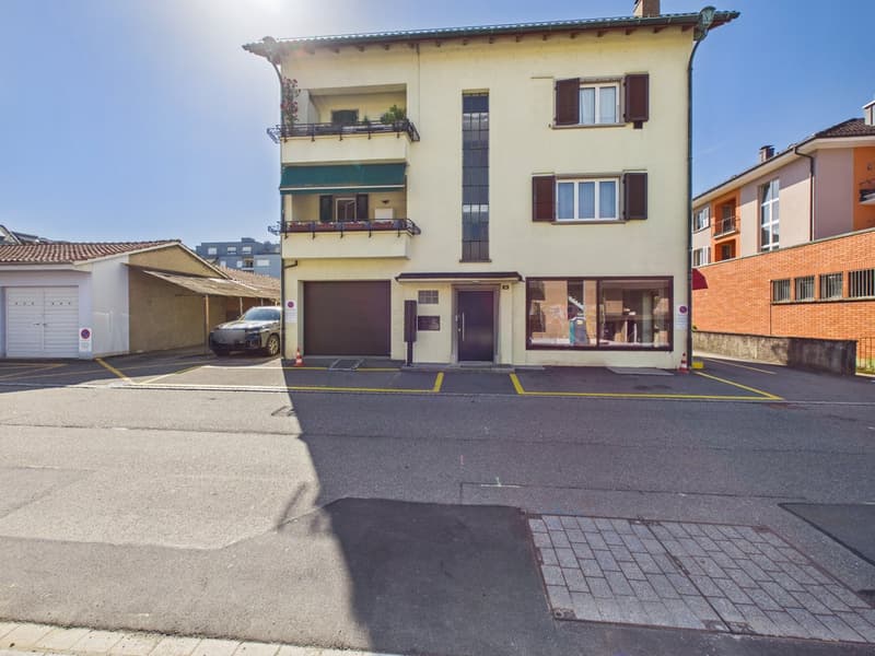 Affordable family apartment with potential in a good location (6)
