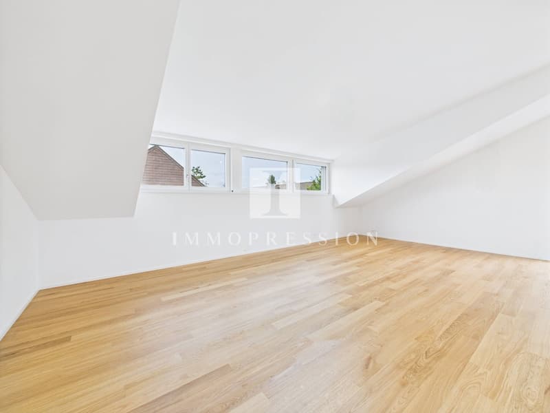Posizione premium: appartamento in mansarda con terrazza soleggiata e spettacolare! (2)