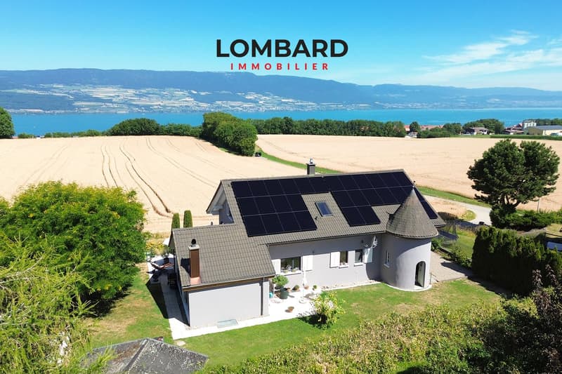 Spacious individual villa with a view of Lake Neuchâtel (7)
