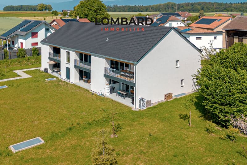 ***RÉSERVÉ*** Spacieux appartement moderne de 4,5 pièces (8)