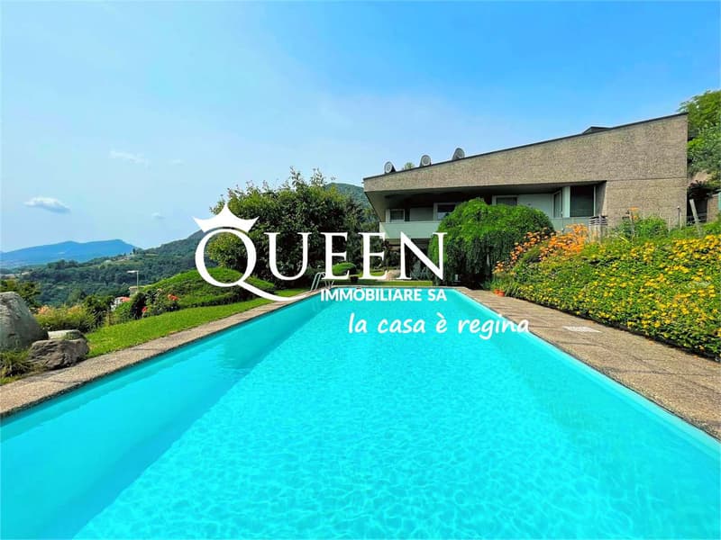 Morbio Superiore: villa bifamiliale 14,5 pièces 485 m², piscine et vue (1)