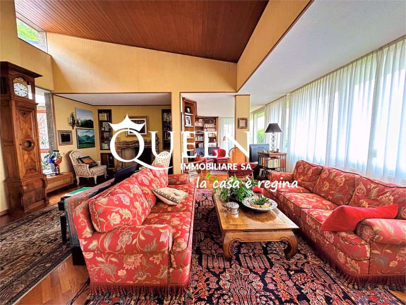 Morbio Superiore: villa bifamiliale 14,5 pièces 485 m², piscine et vue (4)
