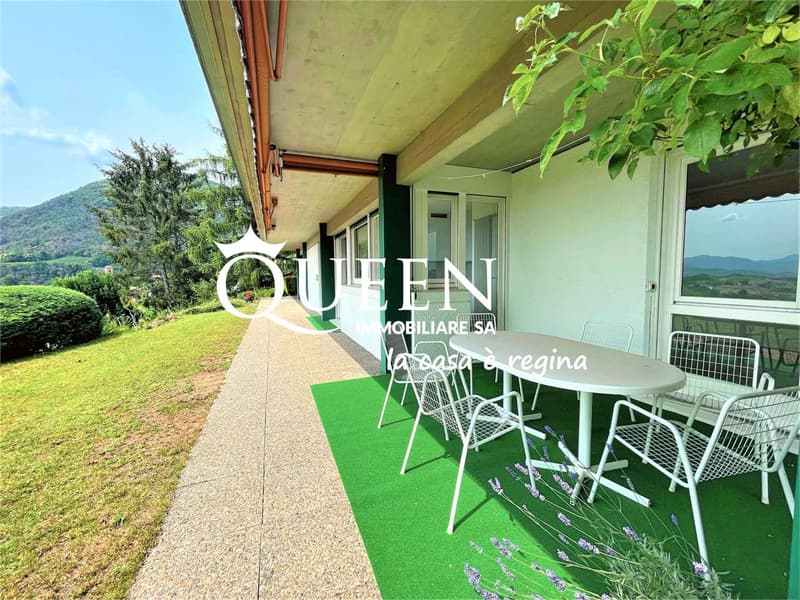 Morbio Superiore: villa bifamiliale 14,5 pièces 485 m², piscine et vue (10)