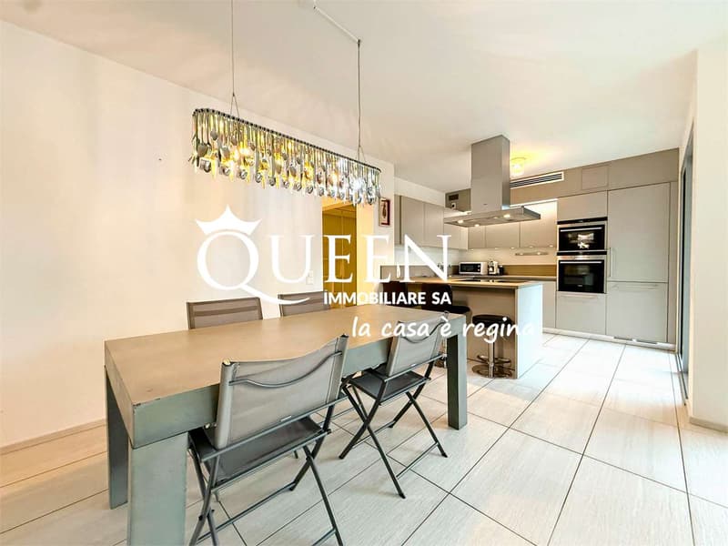 Origlio: 4.5-room attic, furnished, 220 sqm, with terraces, pool, (9)