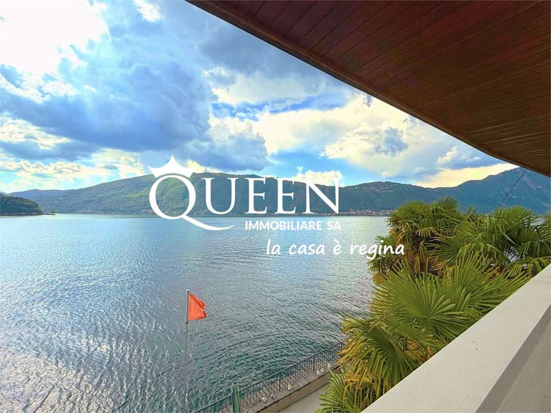 Bissone: Villa direkt am Wasser, 6 Räume, 300 m², Terrassen, Portikus (7)
