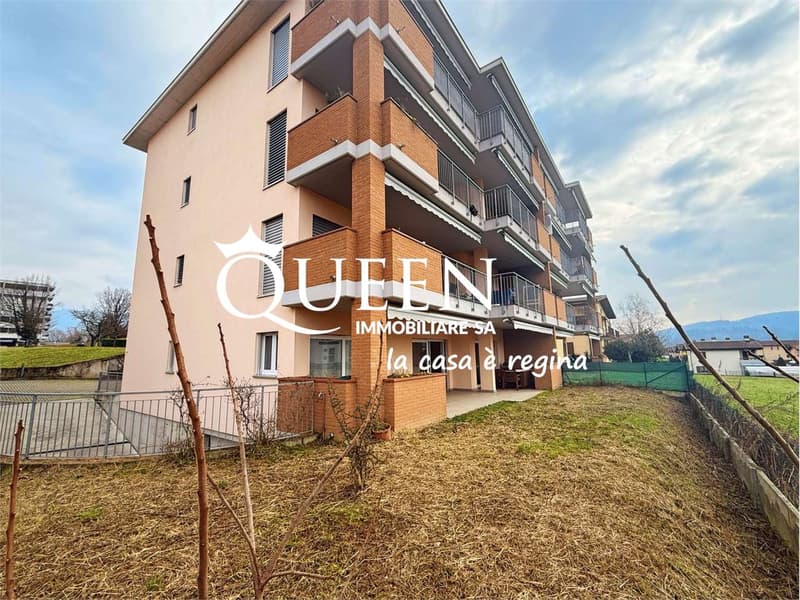 Stabio: moderno appartamento 4.5 locali, 138 mq. con giardino, in zona (1)