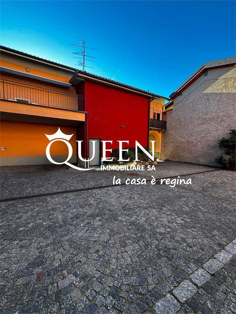 Stabio: appartement lumineux 2.5 pièces dans une cour caractéristique (8)