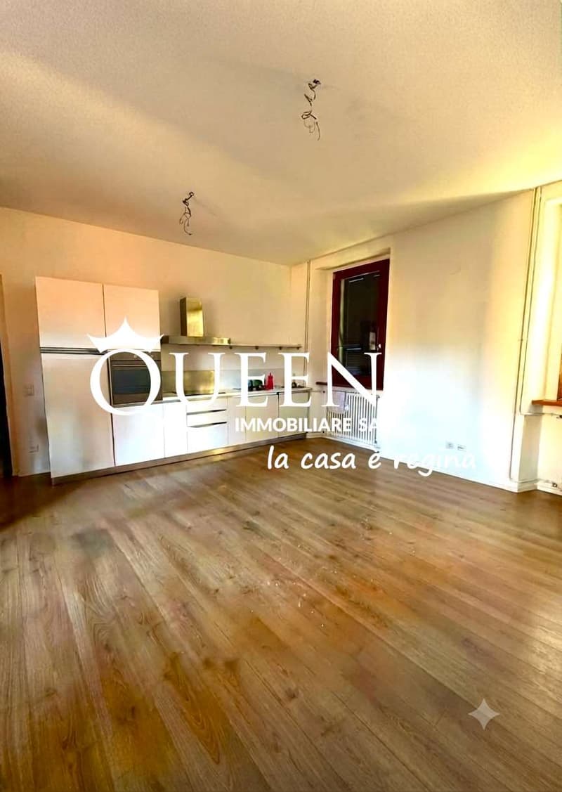 Stabio: appartement lumineux 2.5 pièces dans une cour caractéristique (2)