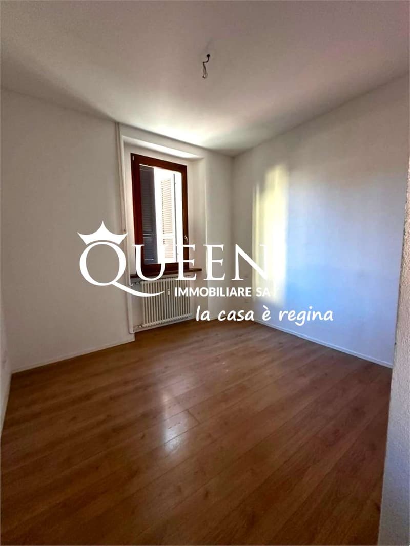 Stabio: appartement lumineux 2.5 pièces dans une cour caractéristique (4)
