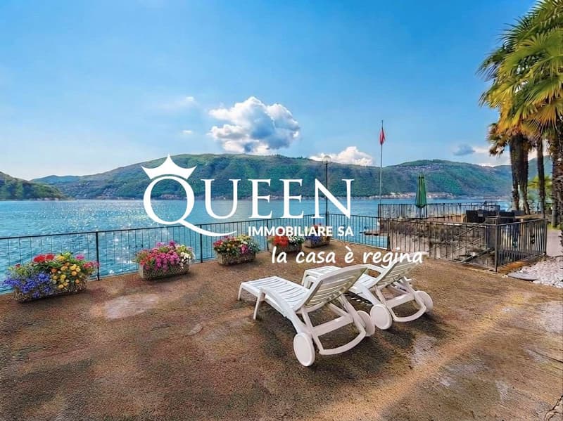 Bissone: villa pieds dans l'eau, 6 pièces, 300 m², terrasses, portique (7)