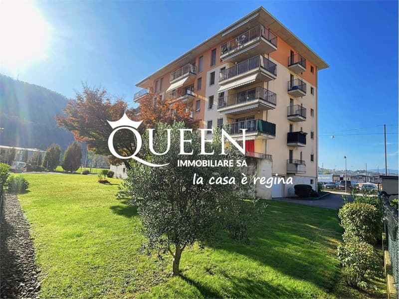 Chiasso: attico 4.5 locali, 140 mq., balconi, vista aperta e giardino (13)