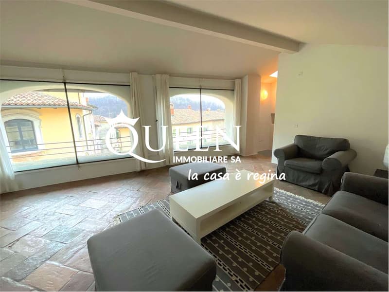 Arzo: maison charmante con due appartamenti, 6.5 locali, 196 mq, nel n (1)