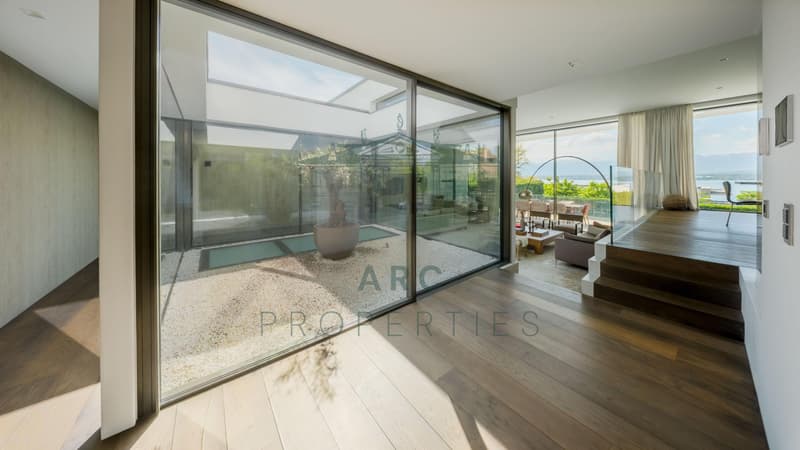 ANIÈRES - CONTEMPORARY VILLA WITH PRIVATE ACCESS TO THE LAKE (2)