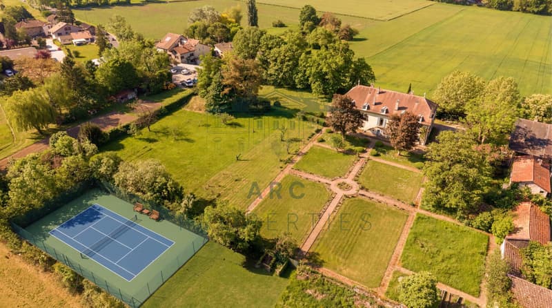 VANDOEUVRES - MANOR HOUSE ON A LARGE PLOT OF OVER 10,000 M2 (4)