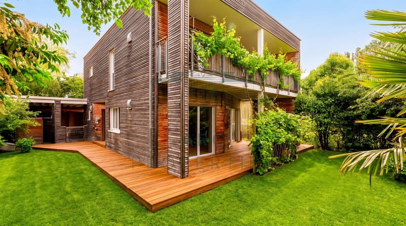 PLAN-LES-OUATES ? Villa contemporanea in zona tranquilla (1)
