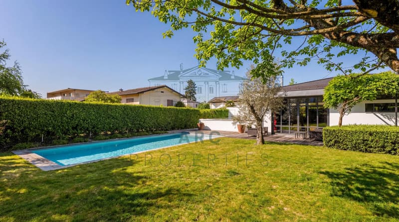VESSY - CHARMANTE MAISON D'ARCHITECTE AVEC PISCINE (6)