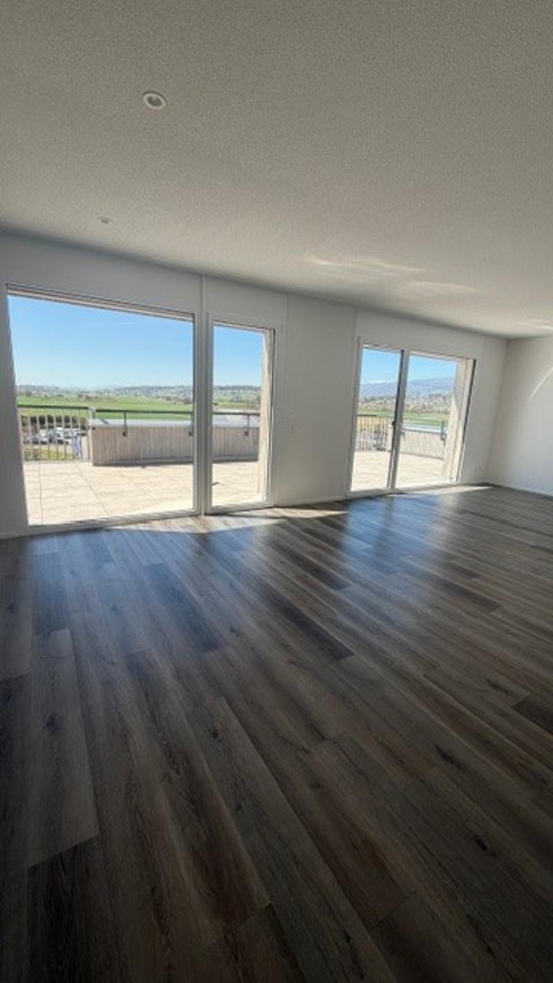 Appartamento con vista sul verde - grande terrazza (3)