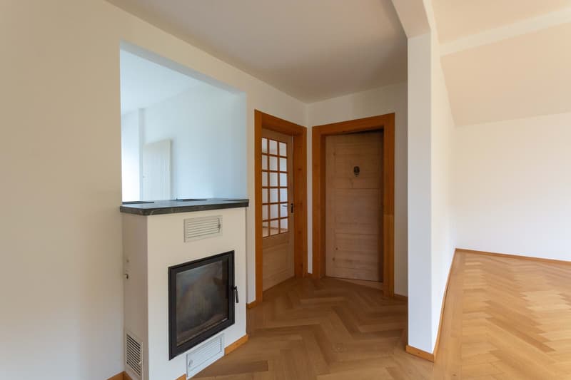 Wohnen mit Weitblick und besonderem Charme – 5.5-Zimmer-Duplex an bester Lage im Spiegel (2)