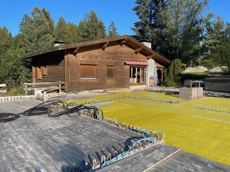 To seize - Chalet to finalize as a secondary residence (2)