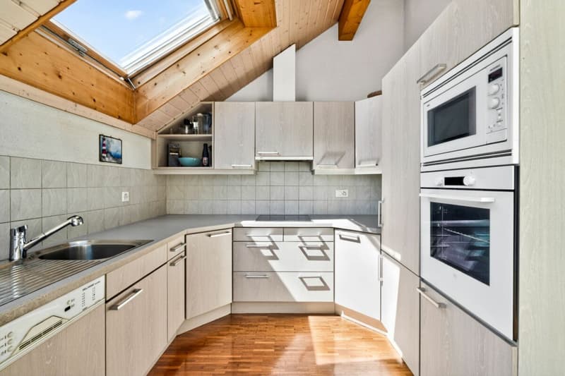 Charming 3.5-room attic apartment (7)