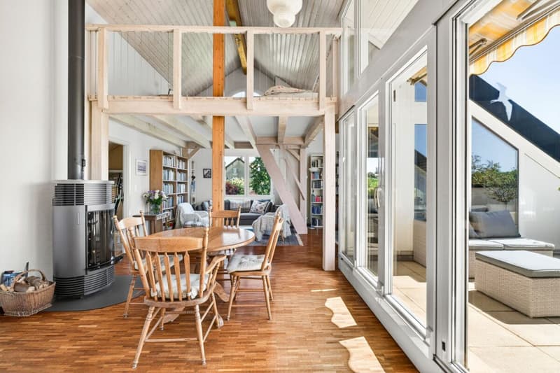 Charming 3.5-room attic apartment (5)