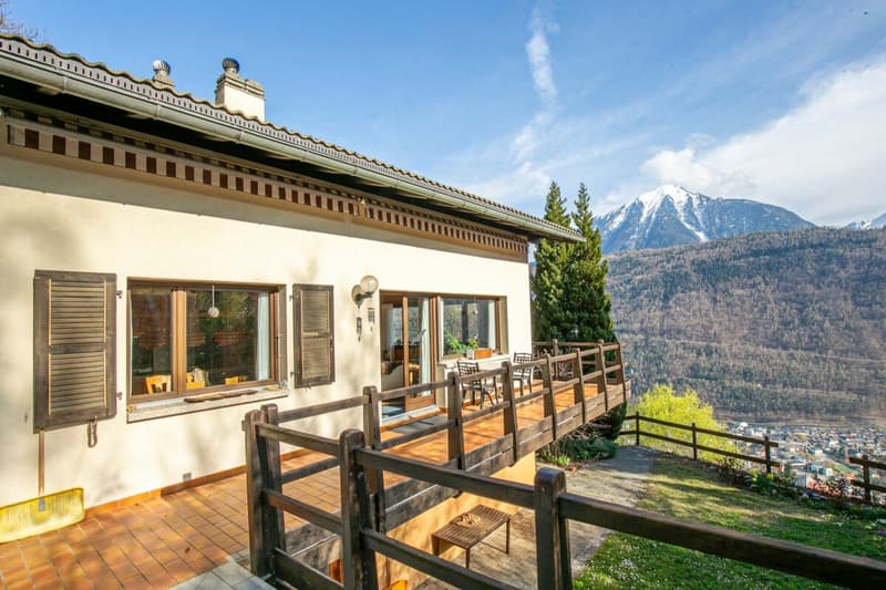 Charming 6.5-room house (14)