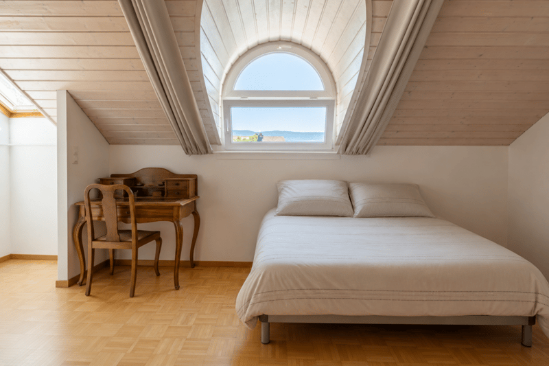 JOLI DUPLEX DE 4 PIECES AVEC BALCON (8)