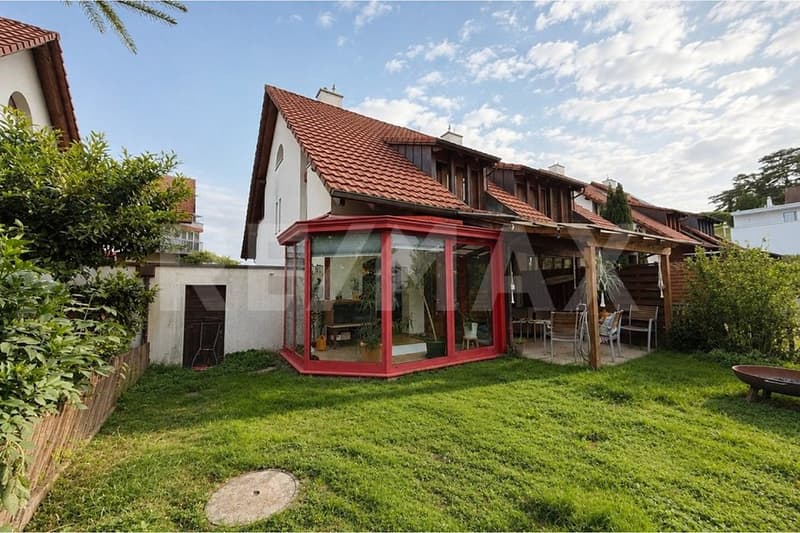 Charmantes 5 Zimmer -Eckhaus mit Garten und Garage in Breitenbach (1)