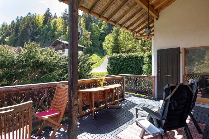 Cozy 5-room chalet with integrated garage and large garden (15)
