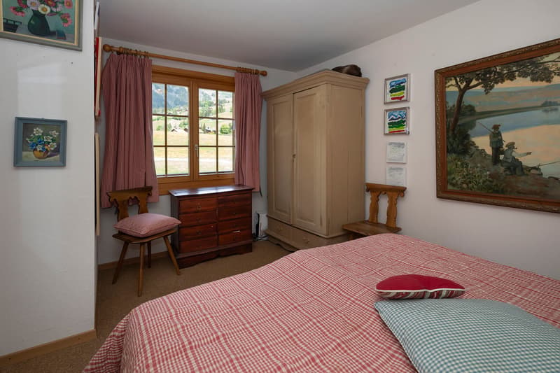 Duplex 5 rooms in a very quiet location with a magnificent view of the mountains. (6)