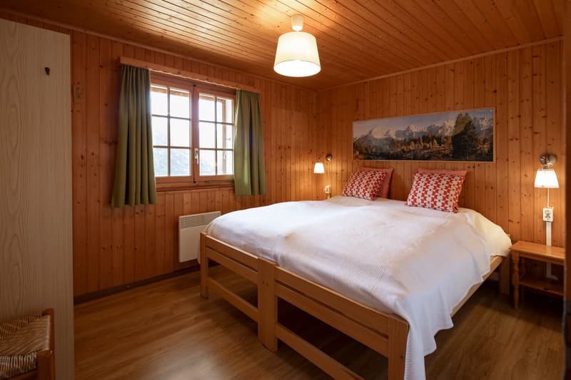Chalet ski-in-ski-out mit zwei Privatparkplätze (17)