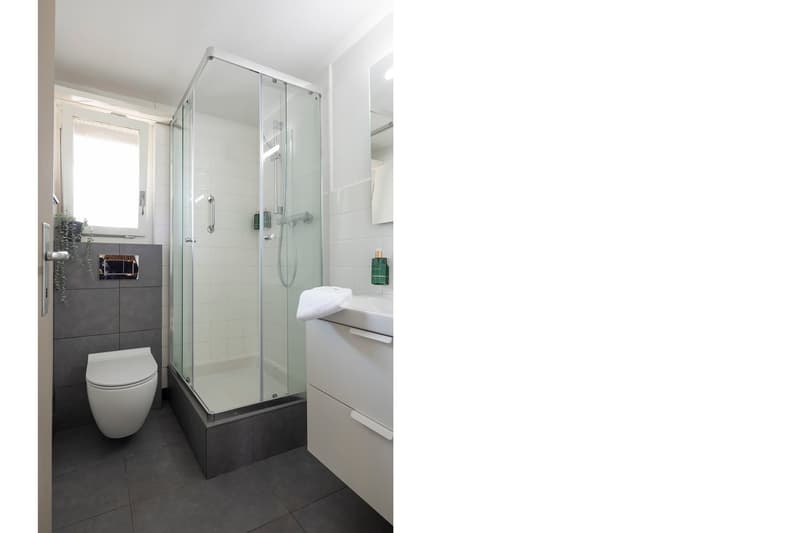 Renoviertes und bezugsfertiges Chalet mit Sauna und der Option zum Kauf einer eigenen Privatgarage (29)