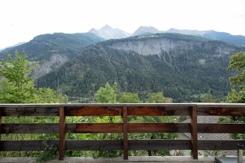 Renoviertes und bezugsfertiges Chalet mit Sauna und der Option zum Kauf einer eigenen Privatgarage (18)